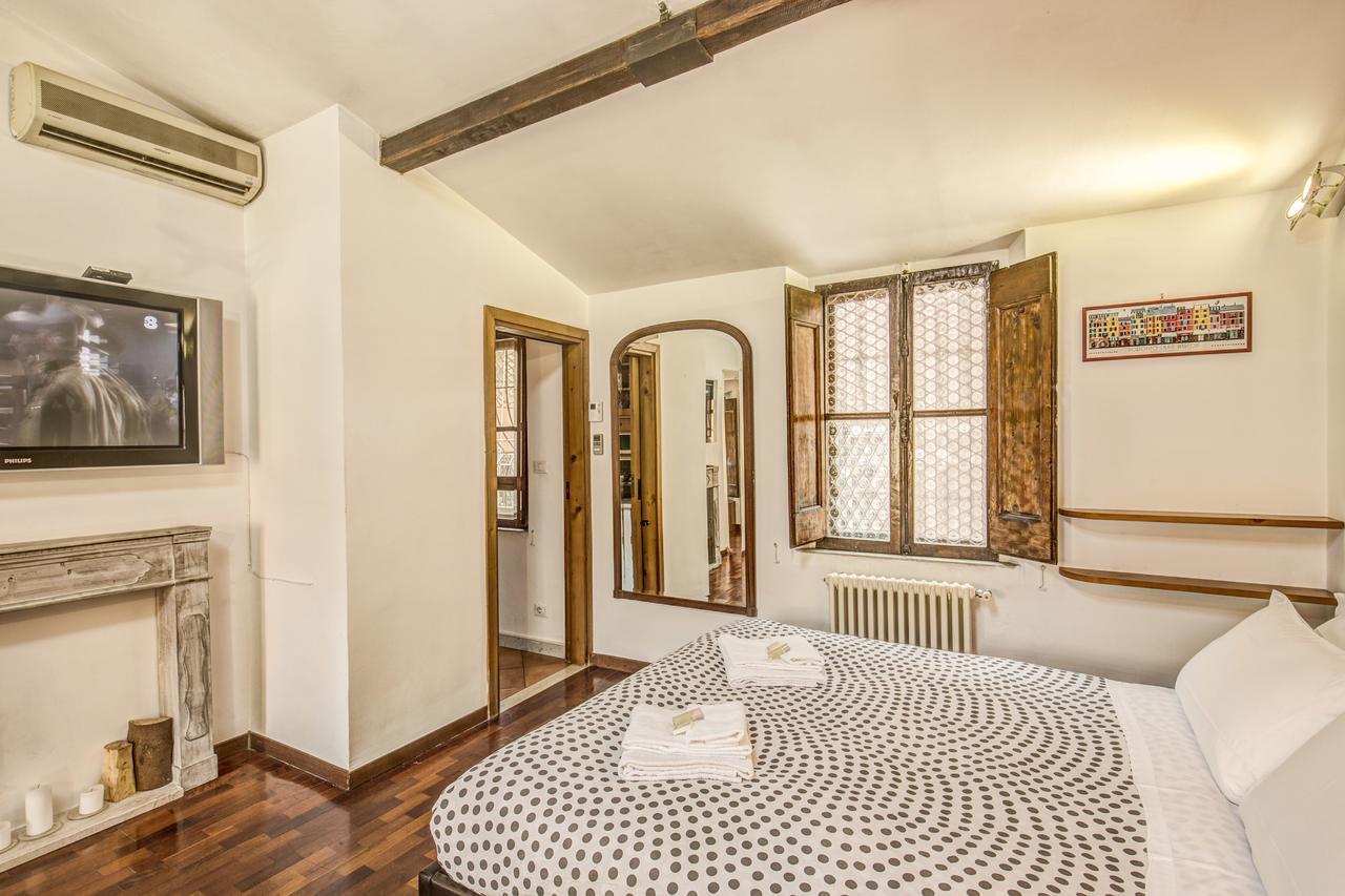 Homehouse Garofano - Rione Monti - Colosseum Rome Bagian luar foto