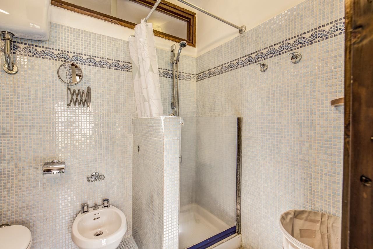 Homehouse Garofano - Rione Monti - Colosseum Rome Bagian luar foto