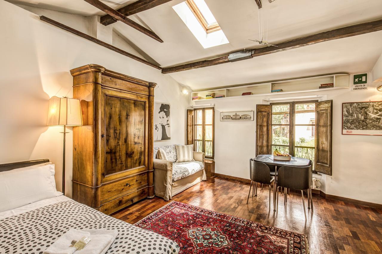 Homehouse Garofano - Rione Monti - Colosseum Rome Bagian luar foto