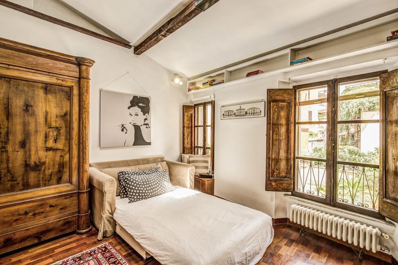 Homehouse Garofano - Rione Monti - Colosseum Rome Bagian luar foto
